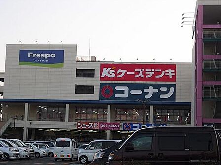 デイリーカナートイズミヤ稲田新町店まで1154m