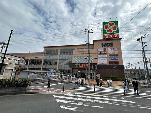 ライフ八戸ノ里店まで1437m