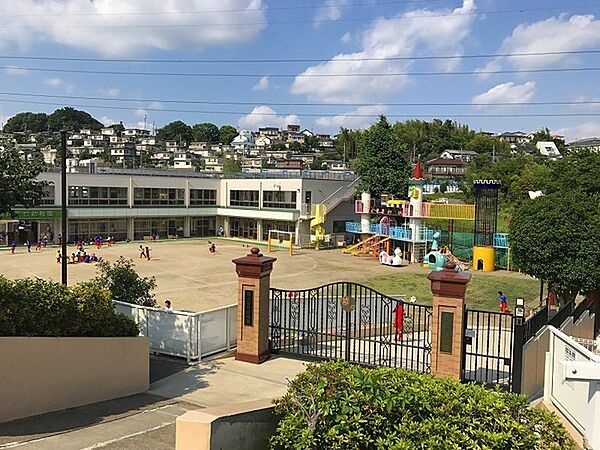 鶴川若竹幼稚園まで691m