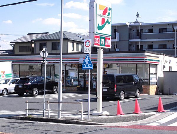 セブンイレブン名古屋一社4丁目店まで325m