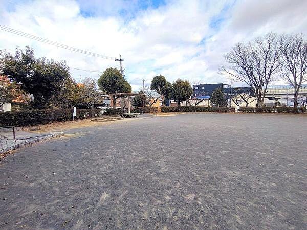 一社公園まで240m