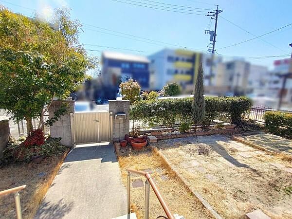 現地