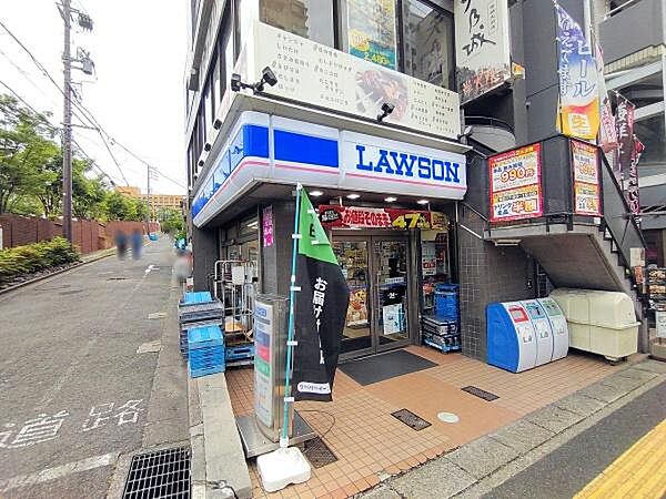 ローソン名城大前店まで260m