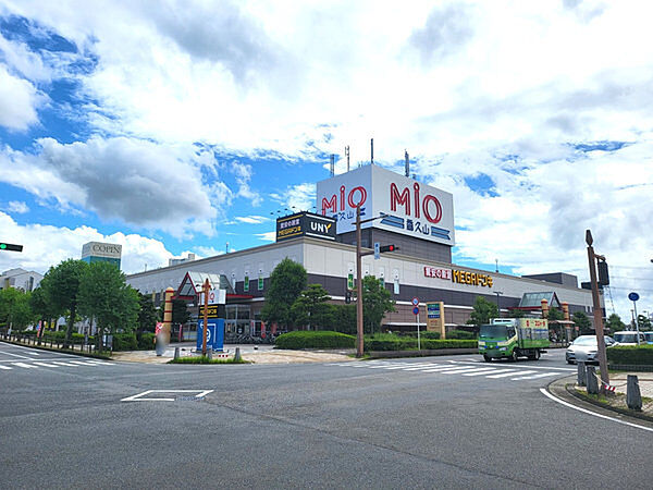 MEGAドン・キホーテUNY香久山店まで658m