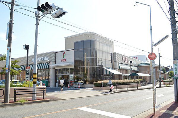 フィールみかん山店まで800m