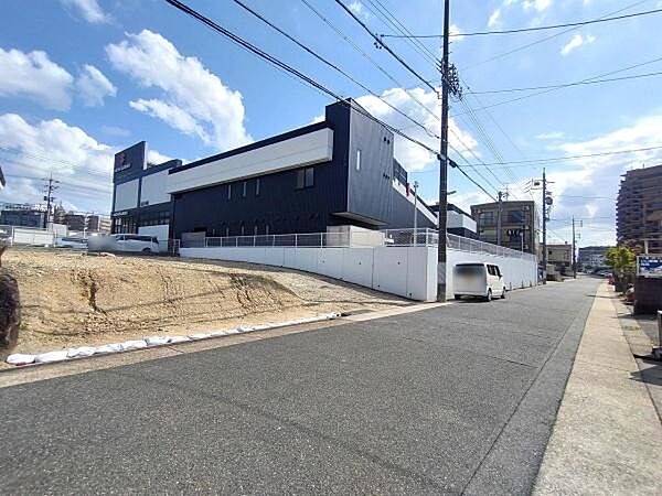 現地と前面道路