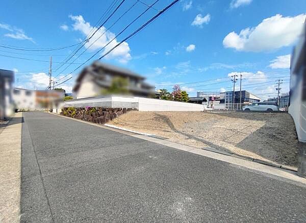 現地と前面道路