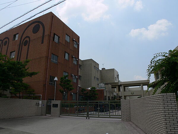 名古屋市立相原小学校まで550m