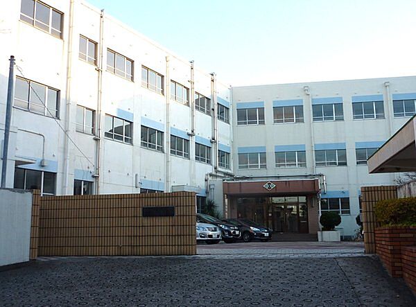 名古屋市立猪子石小学校まで650m