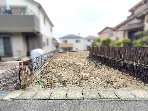 現地と前面道路