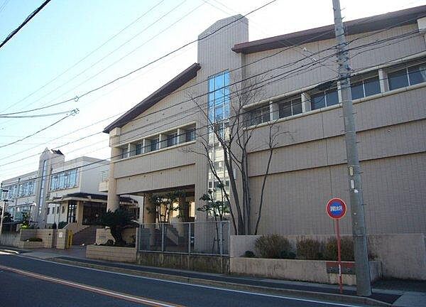 名古屋市立原中学校まで1100m