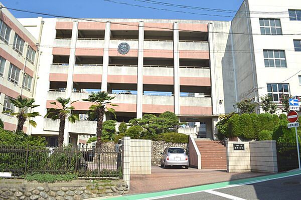 名古屋市立陽明小学校まで810m