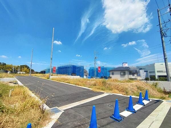 現地と前面道路