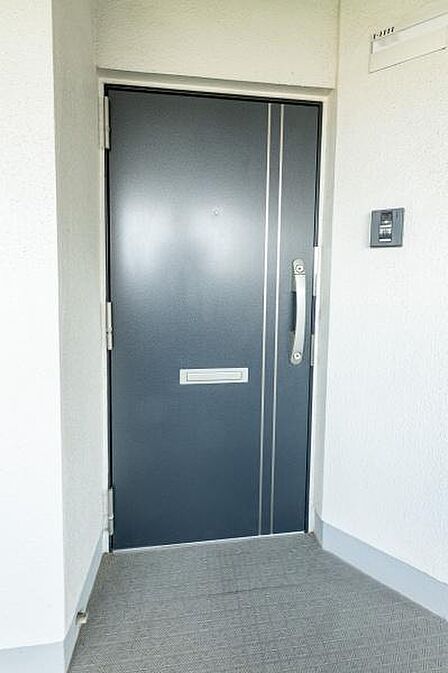 玄関ドア