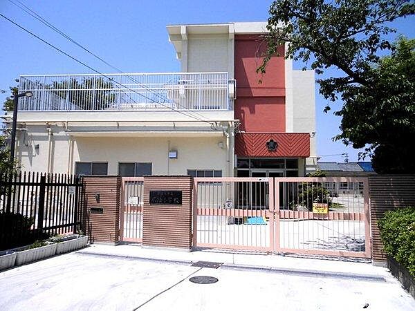 名古屋市立広路小学校まで1130m