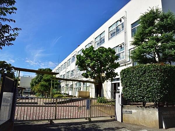 横浜市立桜台小学校まで340m