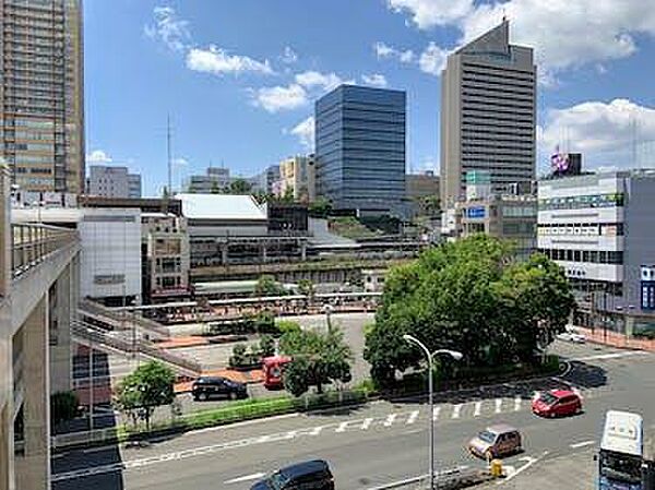 東戸塚駅(JR 横須賀線)まで1100m