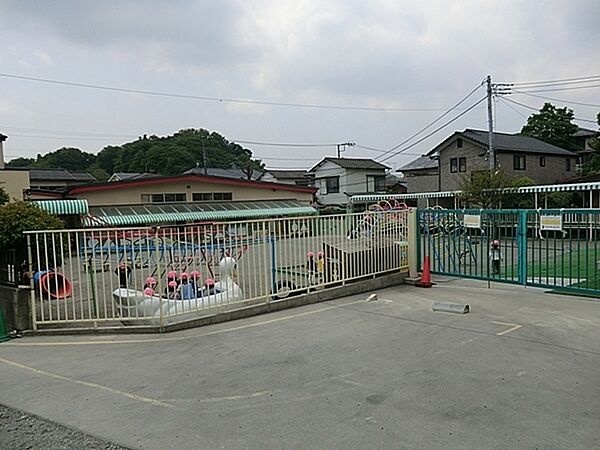 深沢幼稚園まで1170m