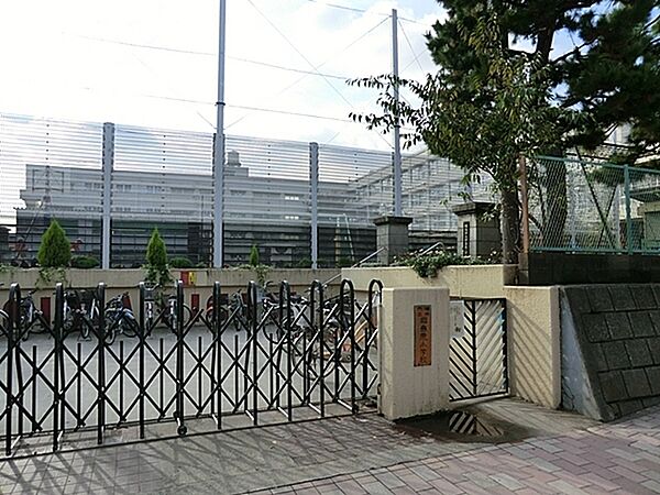 横浜市立綱島東小学校まで1120m