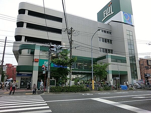 Fuji横浜南店まで973m
