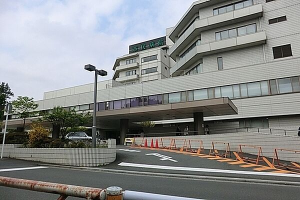 横浜市立市民病院まで385m