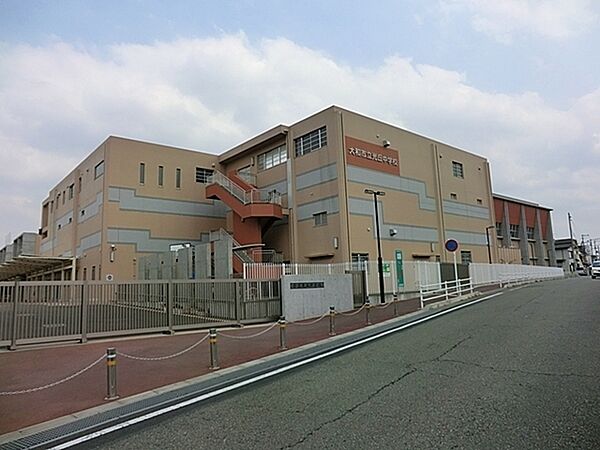 大和市立光丘中学校まで840m