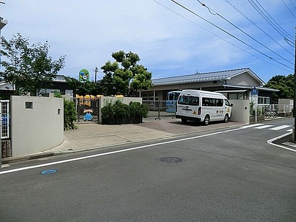 しらゆり幼稚園まで396m