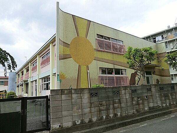 下瀬谷保育園まで792m