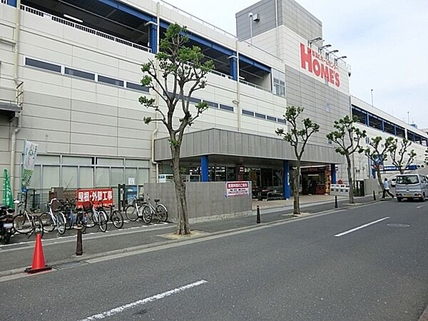 島忠ホームズ横須賀店まで804m
