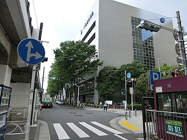 医療法人愛仁会太田総合病院まで708m