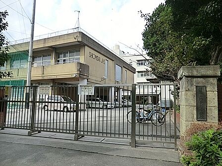 横浜市立汐見台中学校まで970m