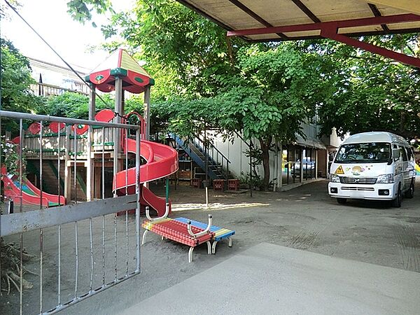 鶴見平和幼稚園まで820m