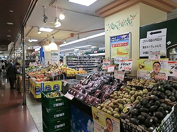 東急ストア横浜地下街店まで846m