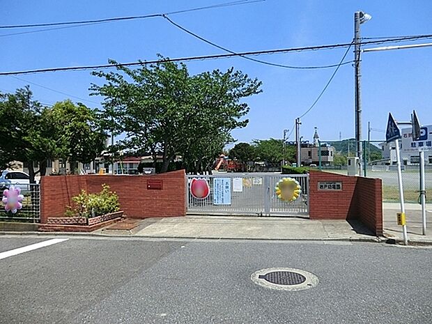 岩戸幼稚園まで1620m