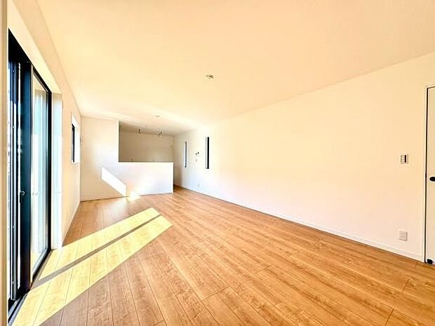 レイアウトがしやすいリビングです！LDK　約17.75帖