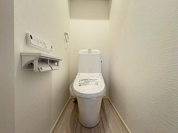 いつも綺麗に清潔に!ウォッシュレット付きトイレです。