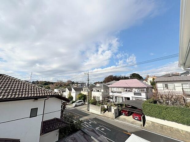 心地よい日差しと爽やかな風を感じる眺望です。