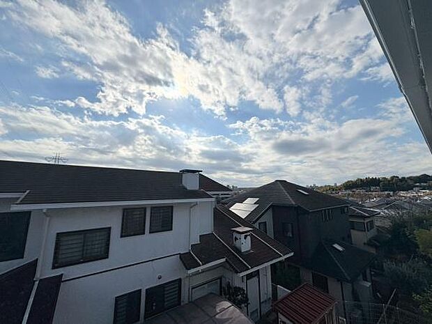 バルコニーからの眺望です。