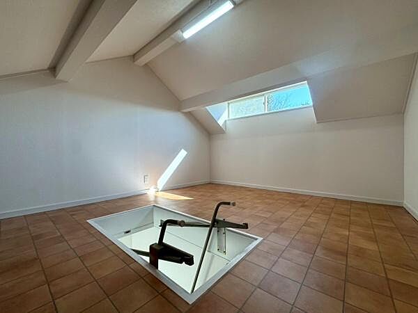 小屋裏収納