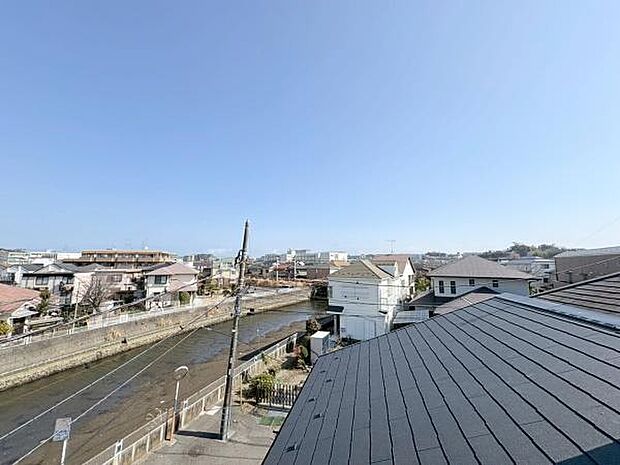 ルーフバルコニーからの眺望です!