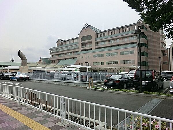 神奈川県立こども医療センターまで1464m