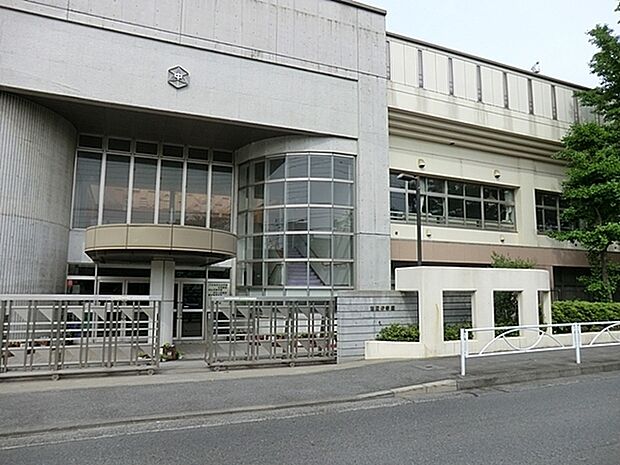 川崎市立宮崎中学校まで1400m