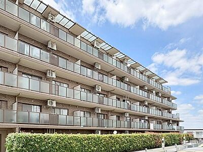 外観:マンションの外観写真。 外観:マンションの外観写真。