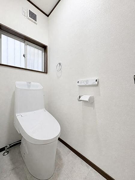 1階と2階にトイレがあります。
