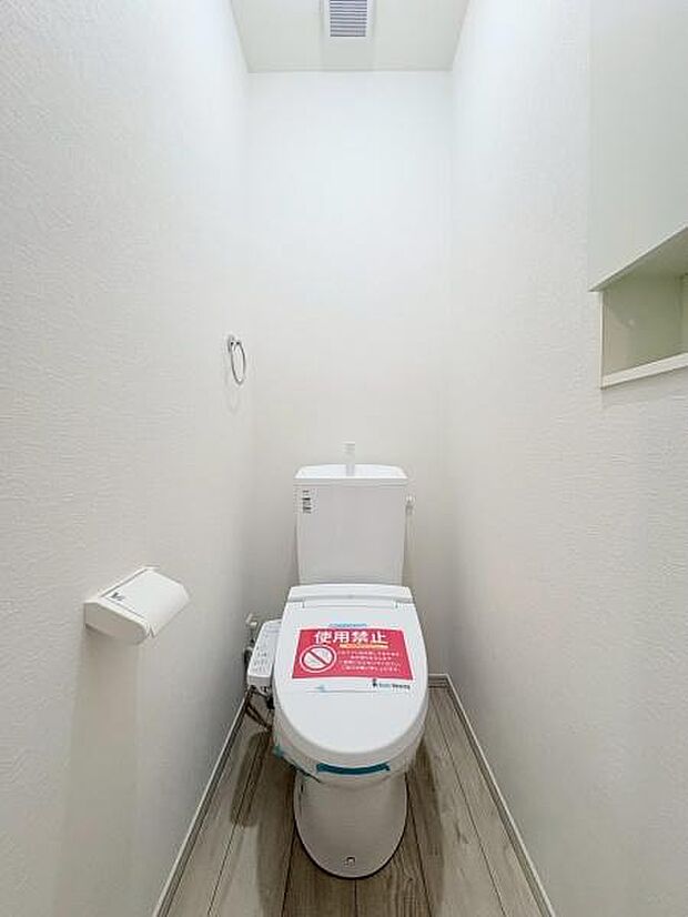 多機能パネル付トイレ。