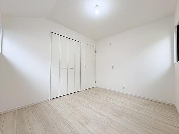 2F洋室5.2帖。