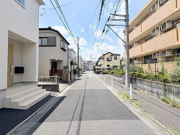 前面道路。