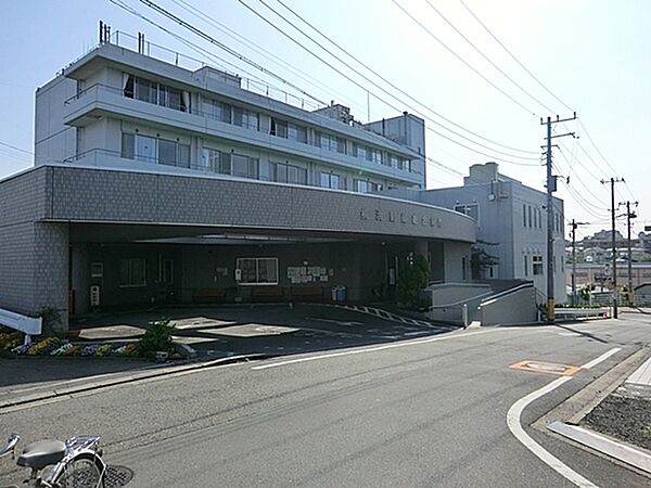 医療法人社団三喜会横浜新緑総合病院まで1116m