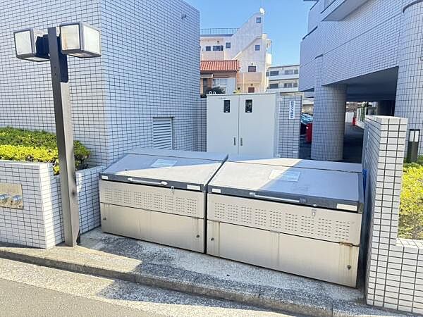 ゴミ置き場