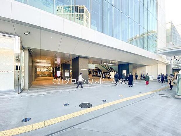 横浜駅(JR 京浜東北線)まで1600m
